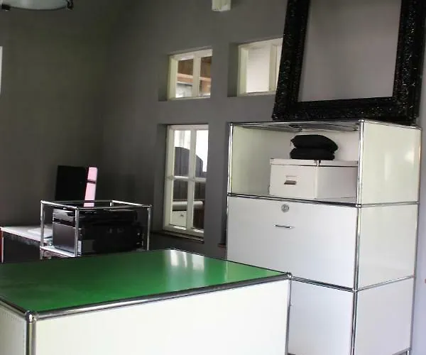 Muscher Bahnhof فندق مبيت وإفطار *