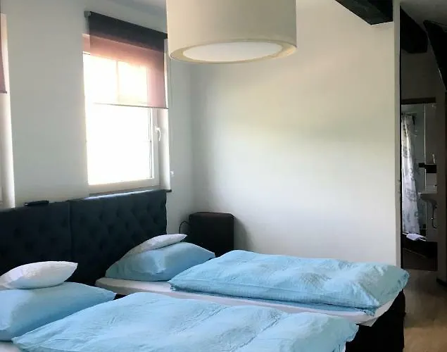 Muscher Bahnhof * بلانكينهييم